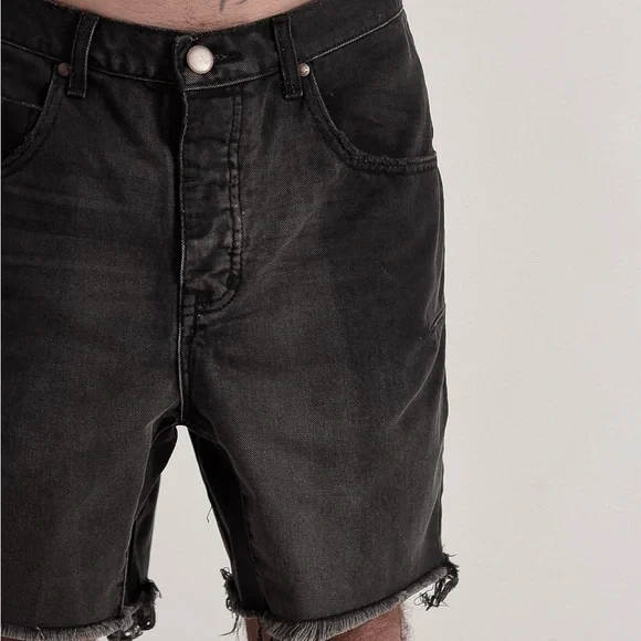 NWT MAN x ONE TEASPOON MENS SHORTS, SIZE 32 - Picture 1 of 15